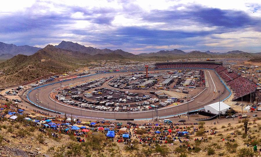 phoenix international raceway